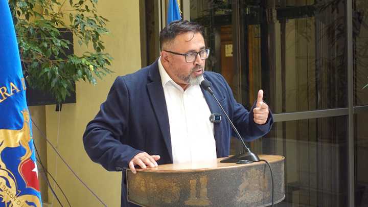 Víctor Pino: «El centro político debe recuperar espacio; y el robo de cables, la atención del Estado»