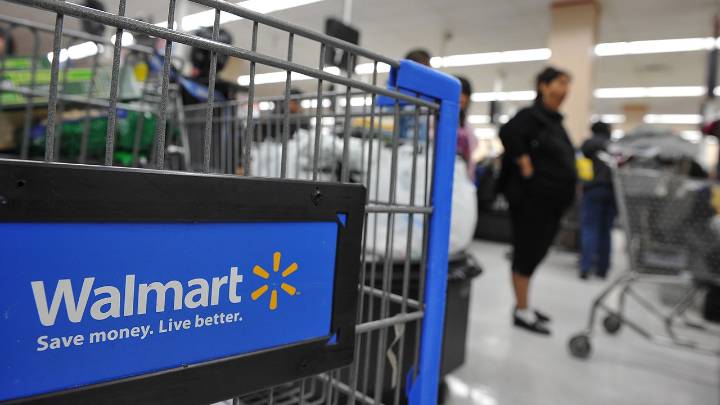 Multiple people stabbed at Walmart in Traverse City