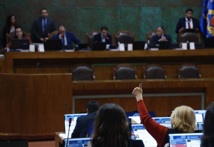 Desde Biobío valoraron nueva ley que impulsa mayor participación femenina en empresas