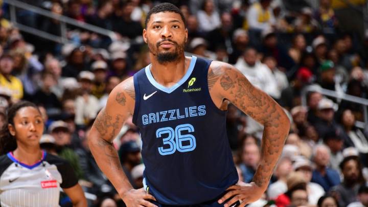 Former Celtics star Marcus Smart reportedly set to sign with Lakers after buyout with Wizards