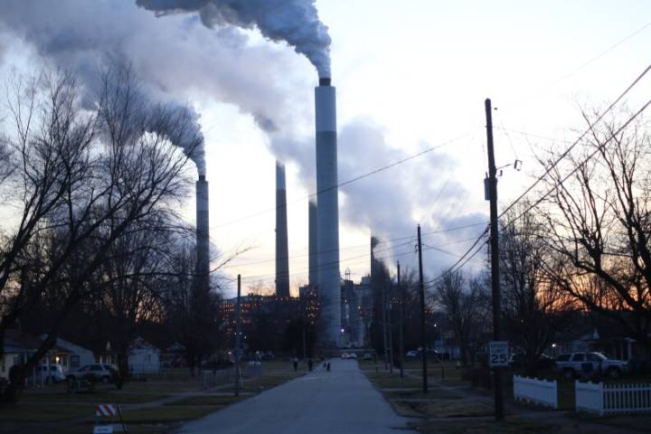 Kentucky AG, LG&E agree to keep coal plant operating for future data centers
