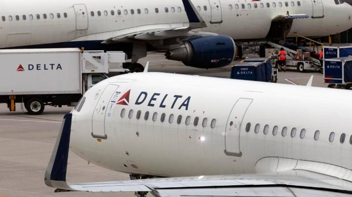 San Francisco flight co-pilot arrested after landing