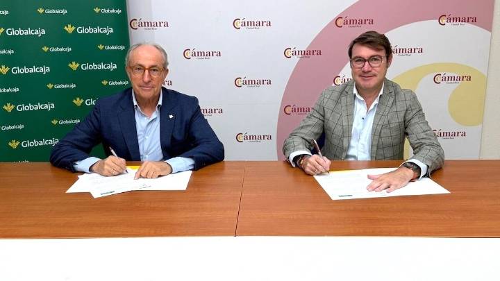 Globalcaja y Cámara de Comercio impulsan la formación en internacionalización