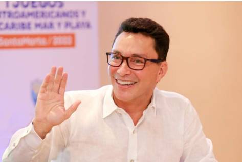 POSITIVO: Carlos Caicedo es el político de izquierda con mayor imagen positiva en el país, según encuesta Datexco