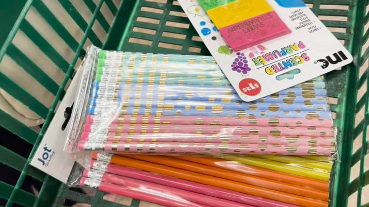 Metro Atlanta back-to-school deals: Food, supplies, tech and clothing discounts for 2025