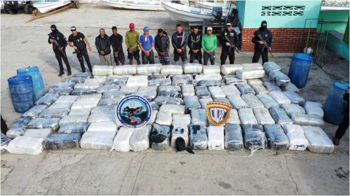 Autoridades incautan más de 3 mil kilos de marihuana en Falcón
