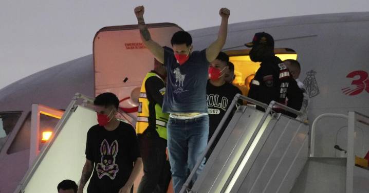 Venezuela libera a 10 reos estadounidenses a cambio de venezolados deportados por EEUU a El Salvador
