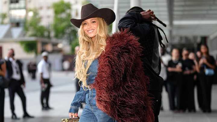 Unreleased music from Beyoncé stolen from choreographer’s SUV, police say
