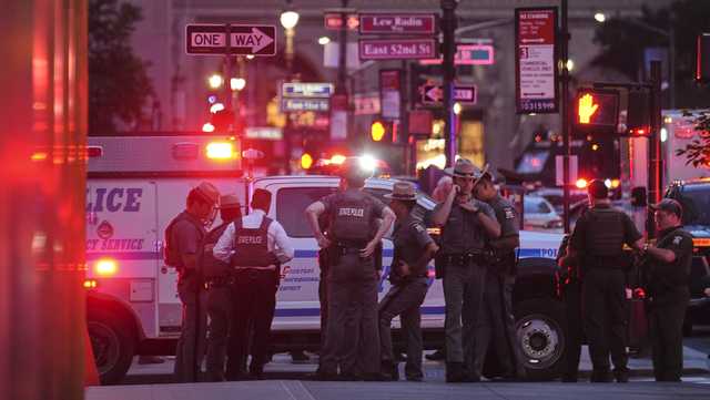 Former Steeler named in note found on Manhattan shooter, police say