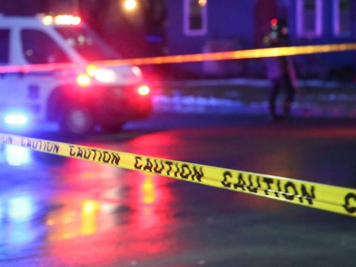 2 Canadian soldiers stabbed during brawl in Alberta