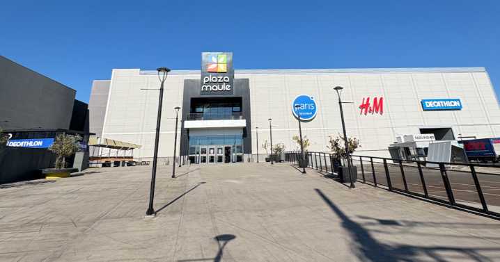Violento turbazo en Mall Plaza Maule: cinco menores roban $9 millones en productos Samsung redmaule 24/07/2025
