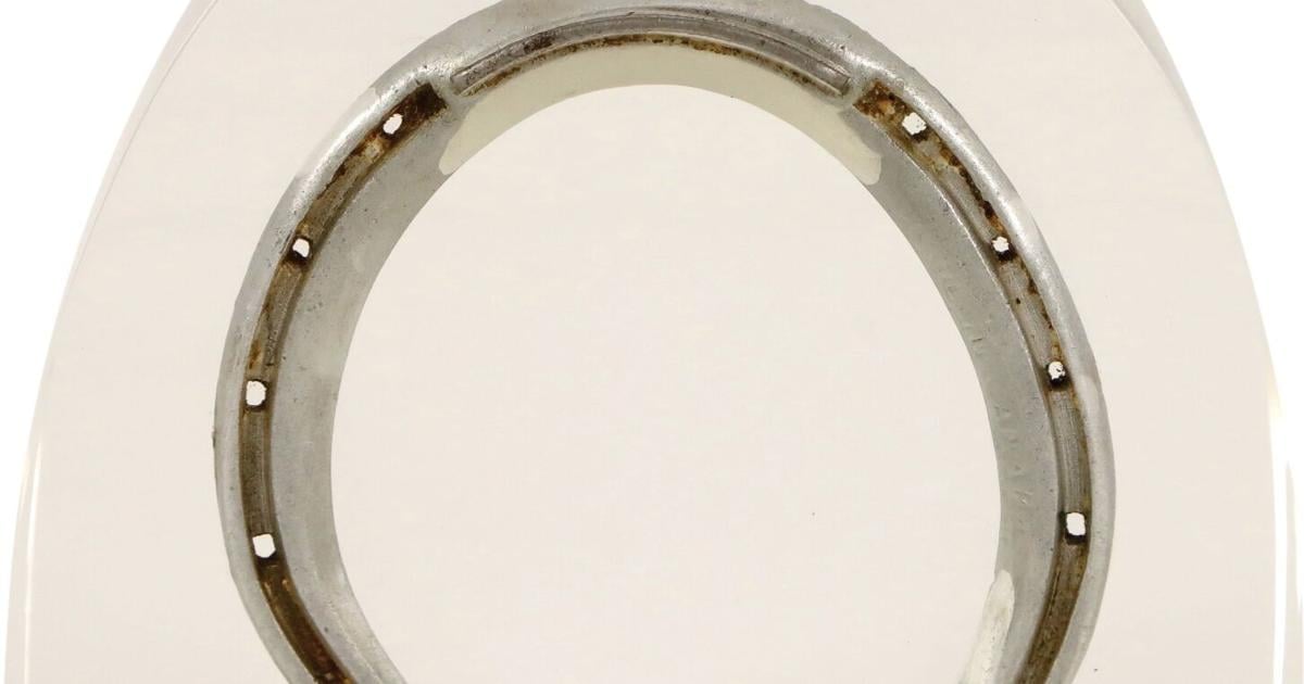 Kentucky Derby memorabilia, including Secretariat's horseshoe, hits auction block