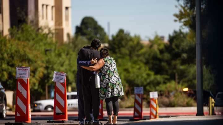 1 dead, 1 wounded, suspect at large in University of New Mexico dorm