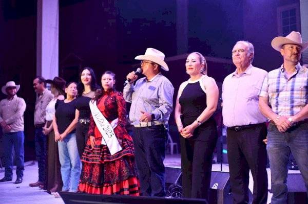 Clausura Salvador Calderón con éxito las Jornadas Villistas 2025