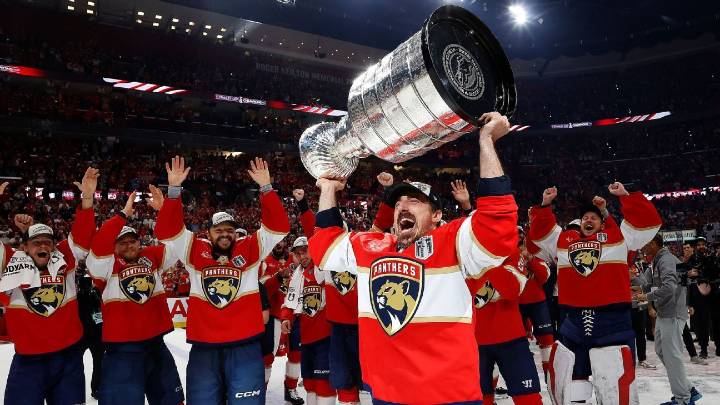 Panthers to raise Stanley Cup banner Oct. 7 to open NHL season