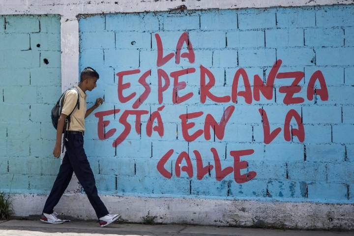 Más de la mitad de los bachilleres egresados de escuelas privadas quiere estudiar carreras largas 