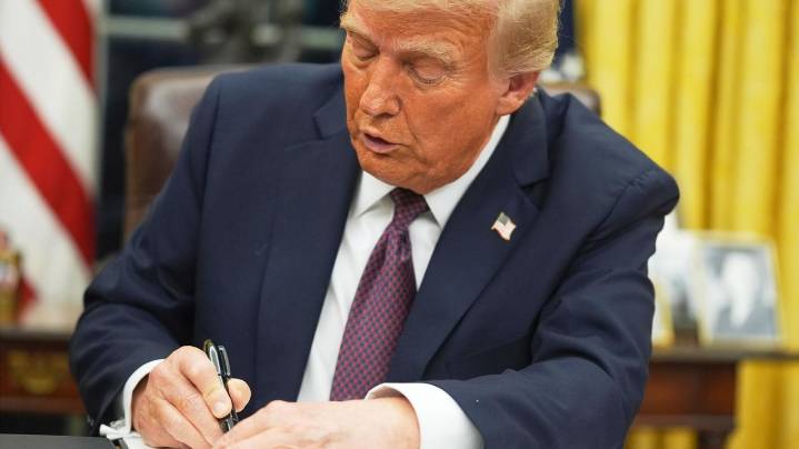 Trump was diagnosed with chronic venous insufficiency: What to know about the condition