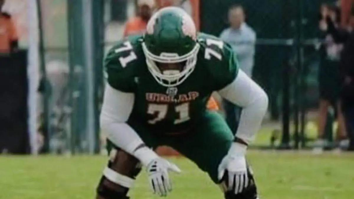 Roberto Villalón, orgullo salmantino que busca conquistar campeonato de la ONEFA