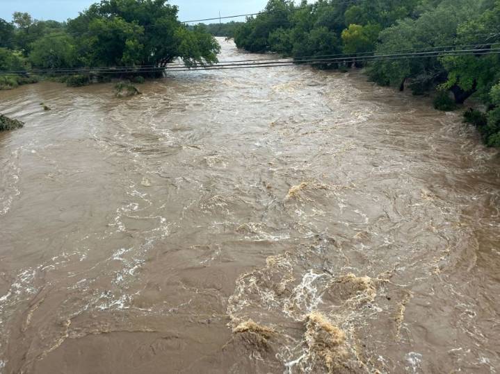 LIVE BLOG: Parts of Central Texas on alert as flash flooding risk continues