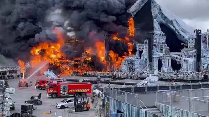 Incendio consume el escenario principal del festival Tomorrowland, a días de su inicio. Impactantes imágenes