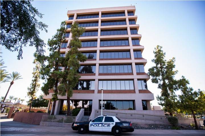 Robberies reported in Mesa