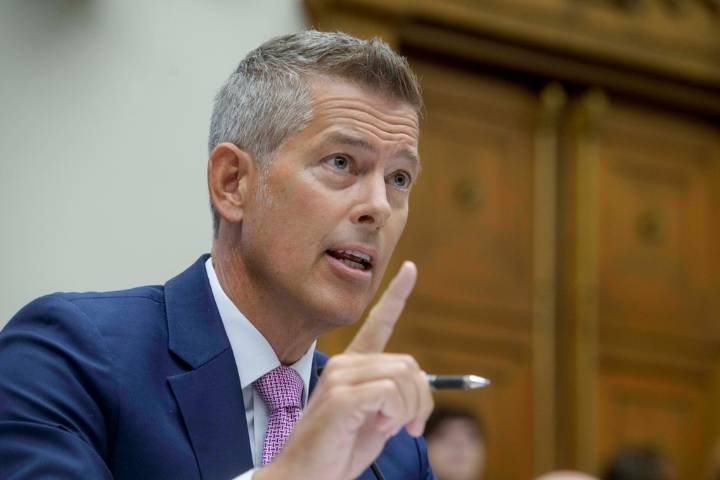 Trump administration imposes limits on Mexican flights and threatens Delta alliance in trade dispute