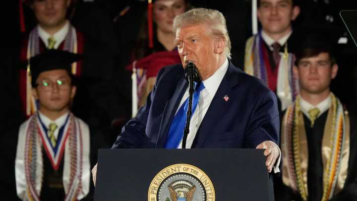Trump issues college sports executive order aimed at controlling NIL and pay