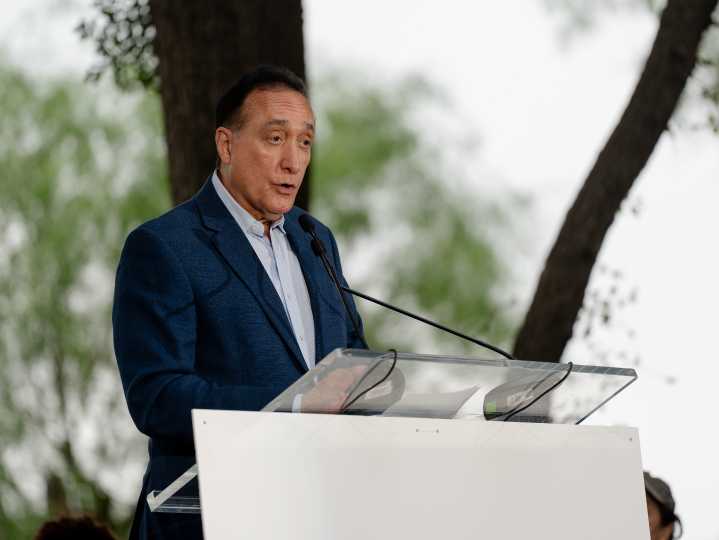 Henry Cisneros honored for efforts linking San Antonio and Japan