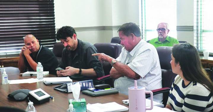 City discusses new police vehicles, canines