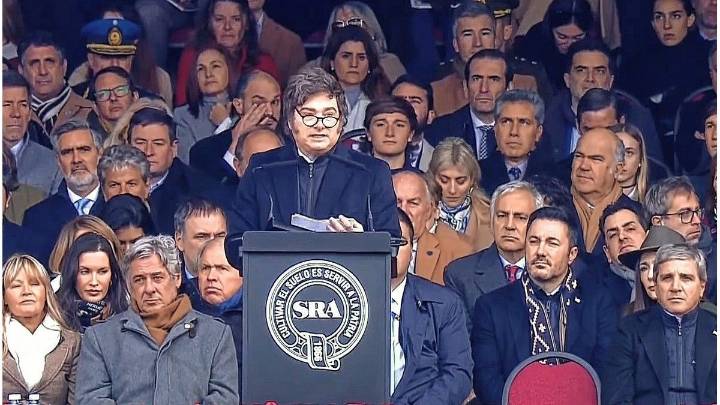 Javier Milei: "Desde hoy se reducirán las retenciones de forma permanente"