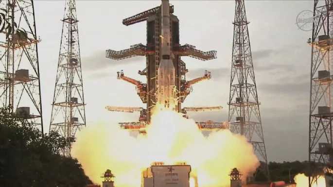 La NASA e India lanzan satélite para observar cambios en la Tierra