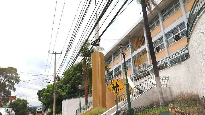 Va Ayuntamiento contra tiendas que venden alcohol cerca de escuelas