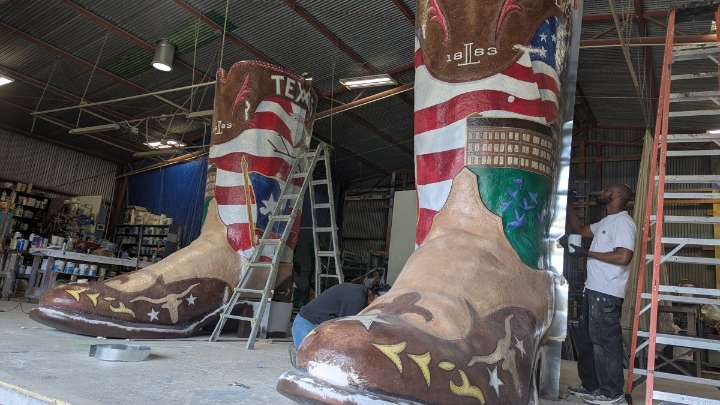 Big Tex's boots are headed to the Smithsonian American Art Museum. Here's why