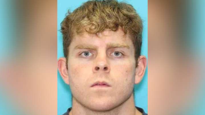 Police say two killed at Devil's Den; suspect on the run