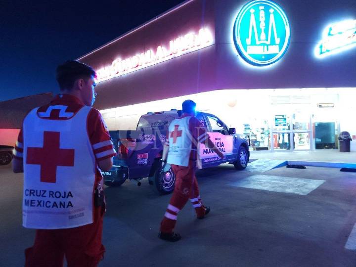 Asaltante en bicicleta roba caja registradora en farmacia Guadalajara y es detenido