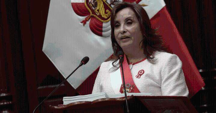 Dina Boluarte culmina su último mensaje a la nación ante el Congreso con baja aprobación y en medio de protestas