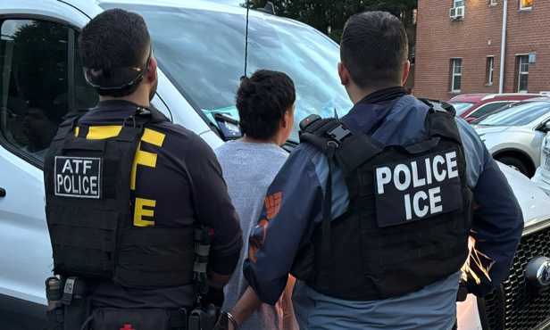 Cómo puede localizar a una persona detenida por ICE