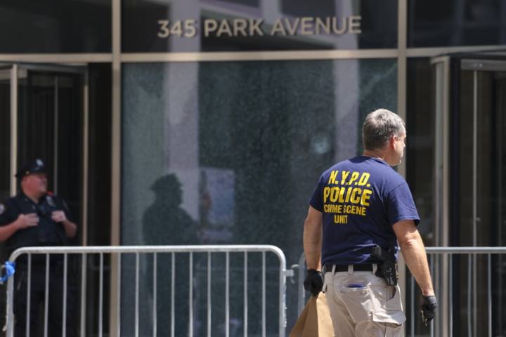 Médico Forense dice que trabaja en investigación sobre la muerte del tirador de Nueva York