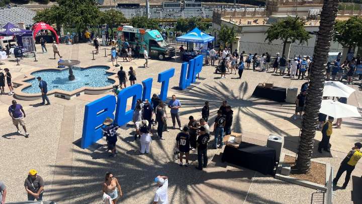 Chargers return to San Diego for training camp practices