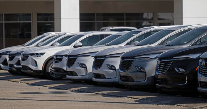 Louisiana auto dealers see dip in sales as tariffs, interest rates increase prices