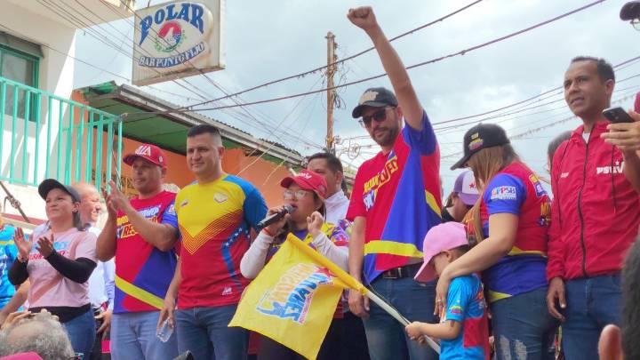 Mérida | Nelson Álvarez cerró su campaña con una marcha masiva