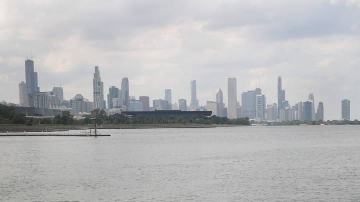 Air Quality Alert issued for Chicago due to wildfire smoke