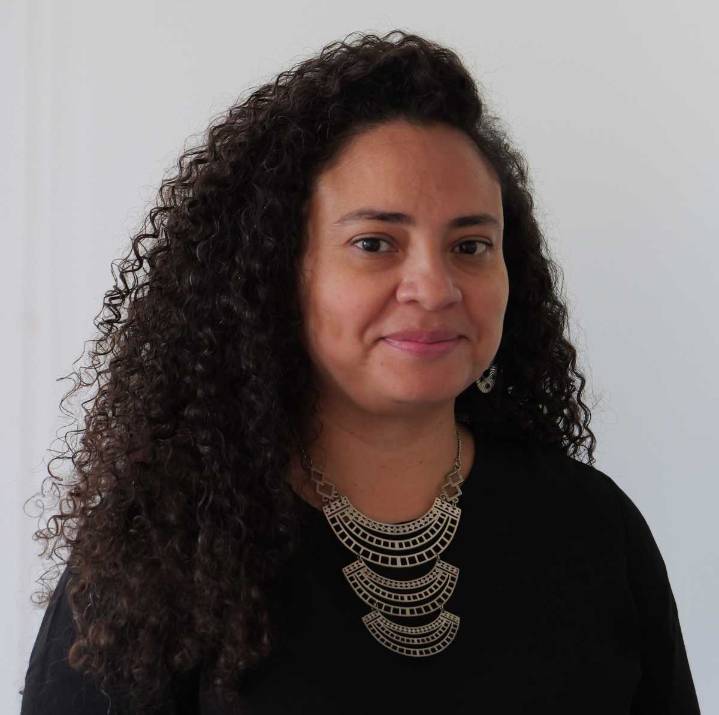 “Una escalada escalofriante”: Rosa Santana, directora de Envision Freedom Fund, responde a la nueva medida de Trump contra inmigrantes
