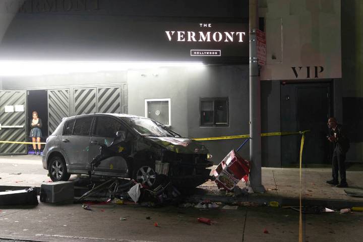 Car in Los Angeles runs into crowd of people outside nightclub