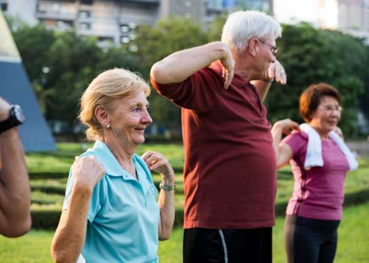 Opciones de actividades recreativas para adultos mayores en Caracas