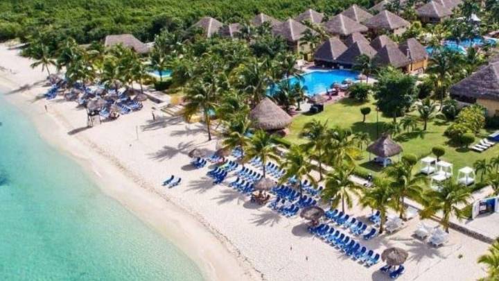 El paraíso sí existe y está en Cozumel en esta playa de agua bajita, peces y arena blanca