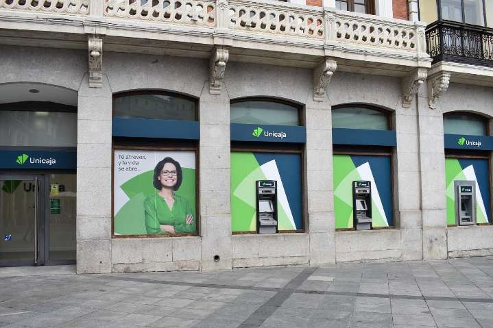 Unicaja gana 338 millones en el primer semestre, un 15% más que en el ejercicio anterior