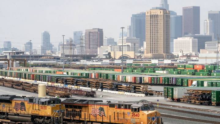 Union Pacific and Norfolk seek 1st transcontinental railroad through a massive merger