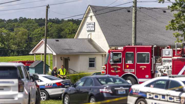 2 killed in Kentucky church shooting after gunman shot trooper, officials say