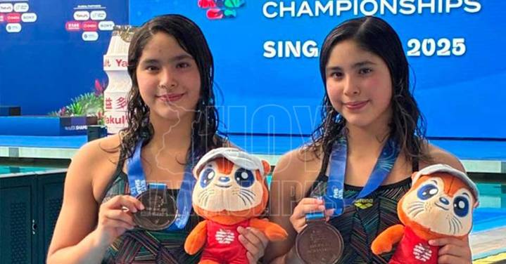 Clavadistas Lía y Mía Cueva debutan con bronce en Mundial de Deportes Acuáticos Singapur 2025
